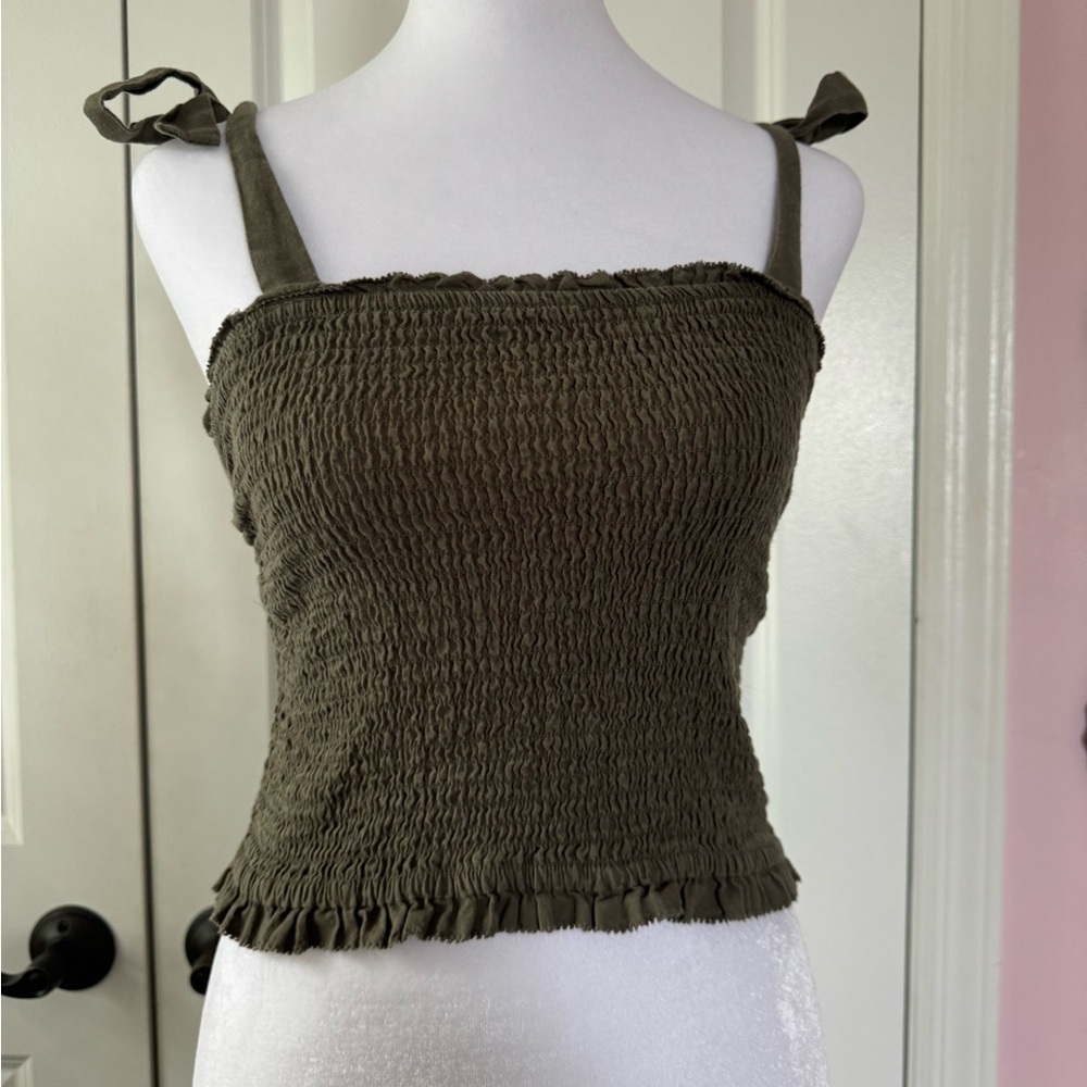 Abercrombie & Fitch Green Smocked Tie Front Tank Top